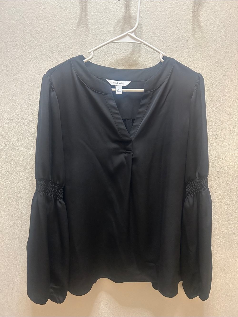 Nine West Black V-Neck Long-Sleeve Blouse with Smocked Cuffs